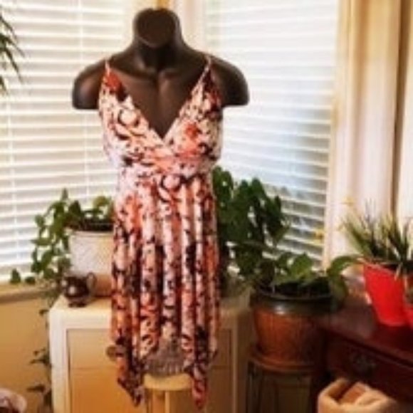 Floral V-Neck Sundress Spaghetti Straps Adjustable - Picture 1 of 2